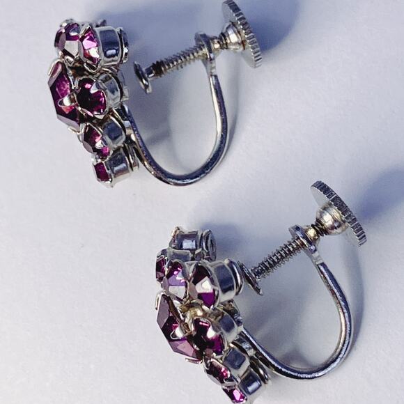 Vintage 1950s Earrings Purple Rhinestone Screw Back Mid Century Jewelry - Picture 7 of 13